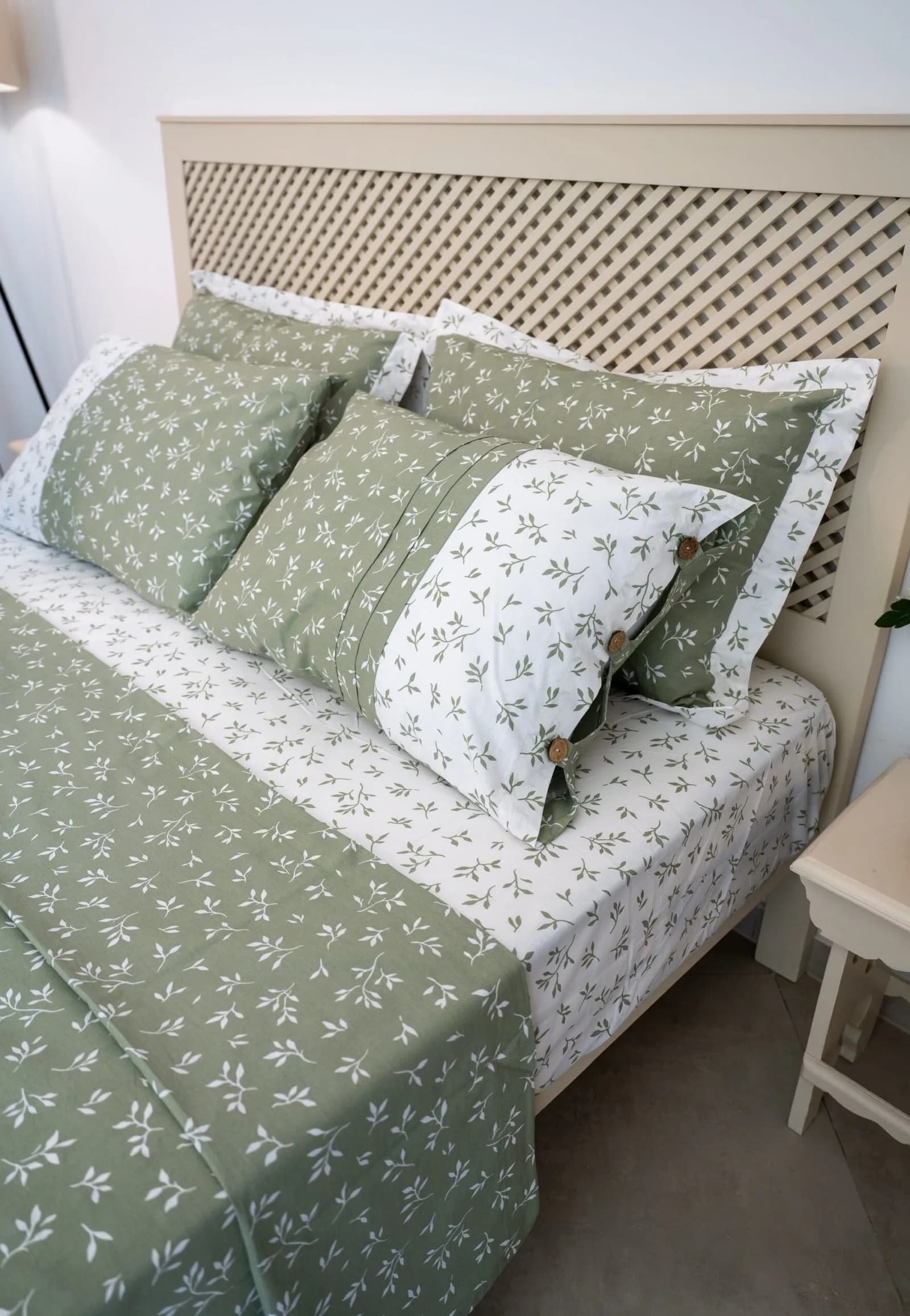 Parure de Lit 100% Coton « Olivia » Végétal Épuré (Pack 6 Pièces) | A la Page