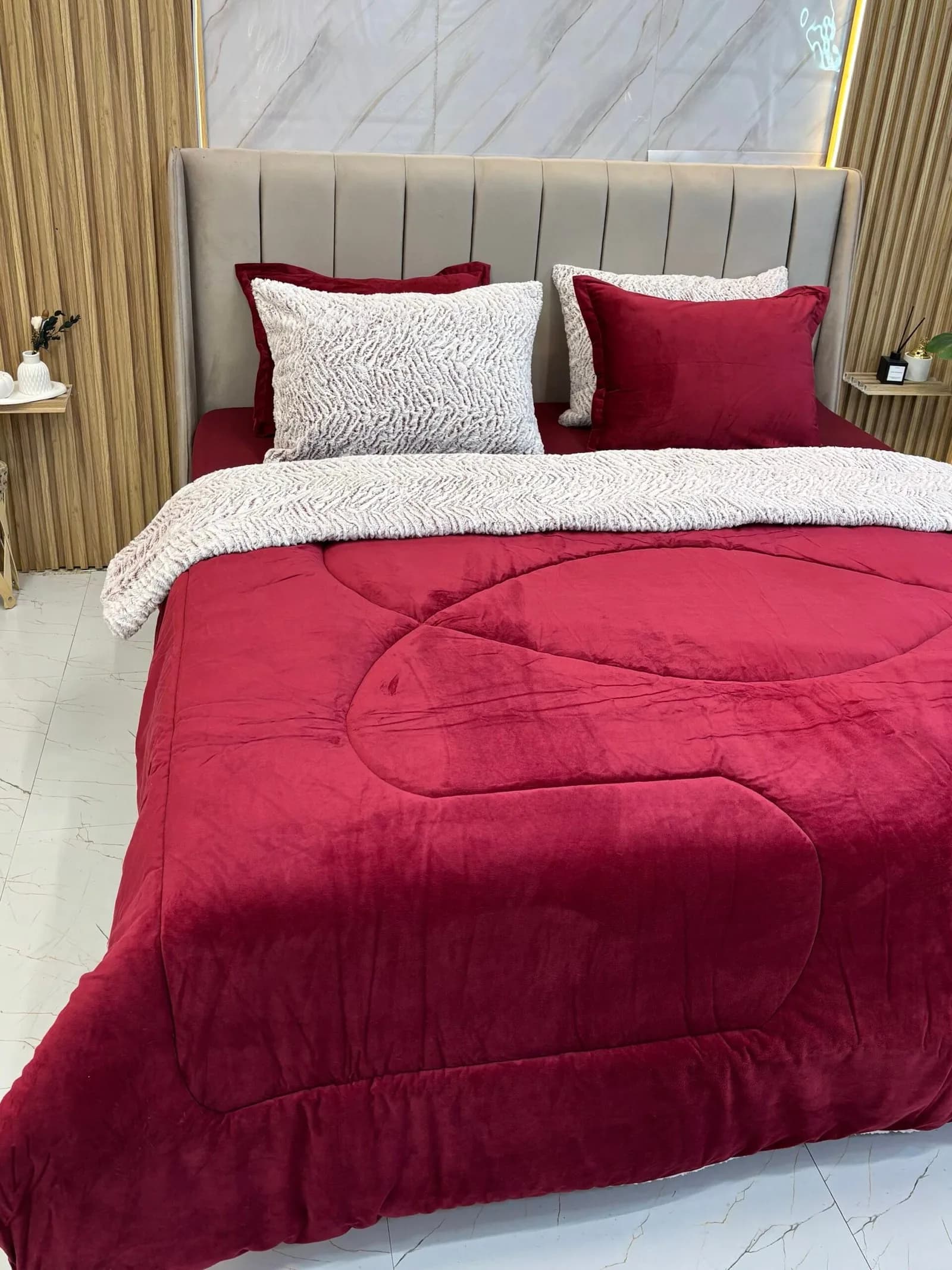 Couette en velours bordeaux – 5 pièces | Douceur & élégance