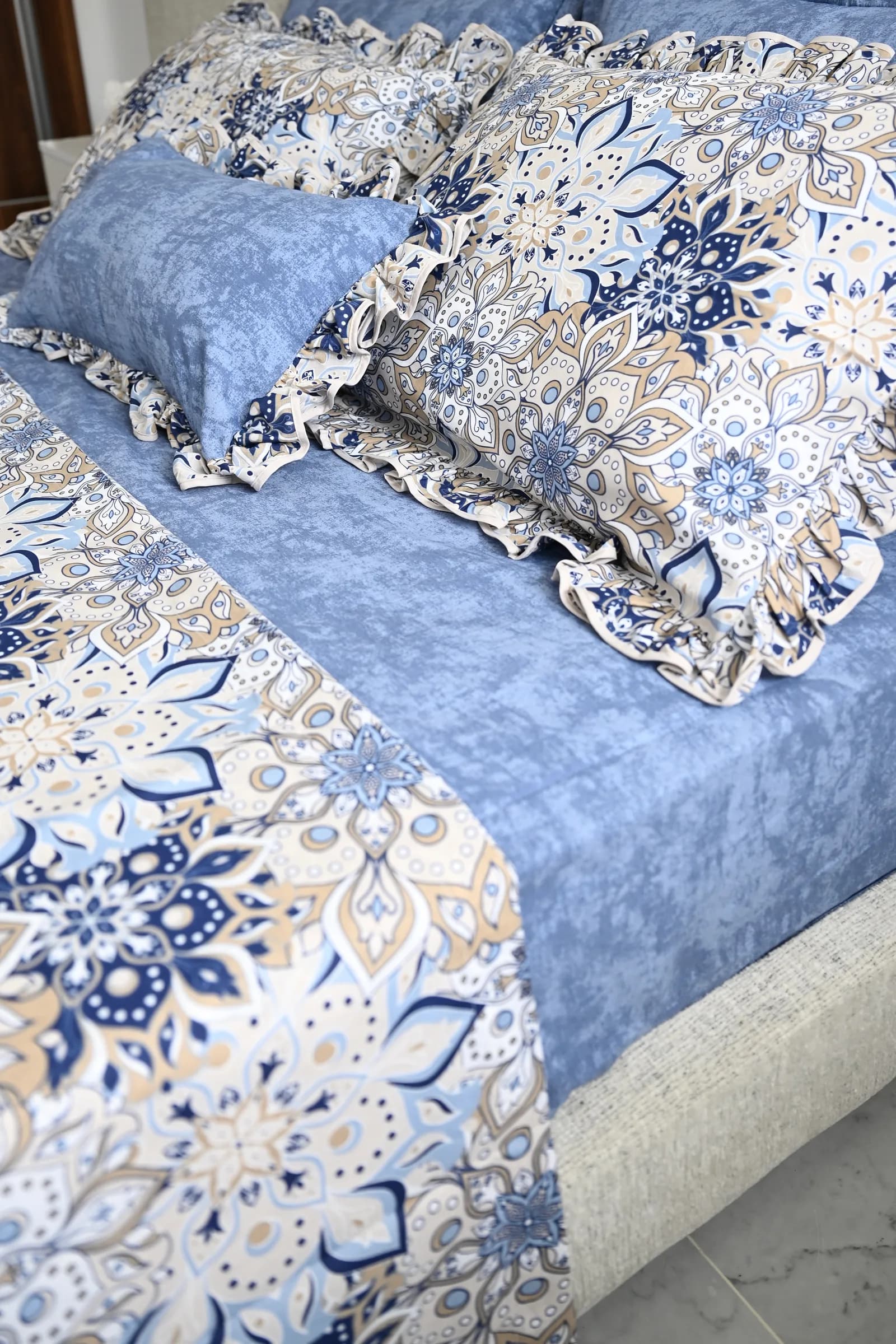 Parure de Lit (7 Pièces) «Bluebell »  | A la Page