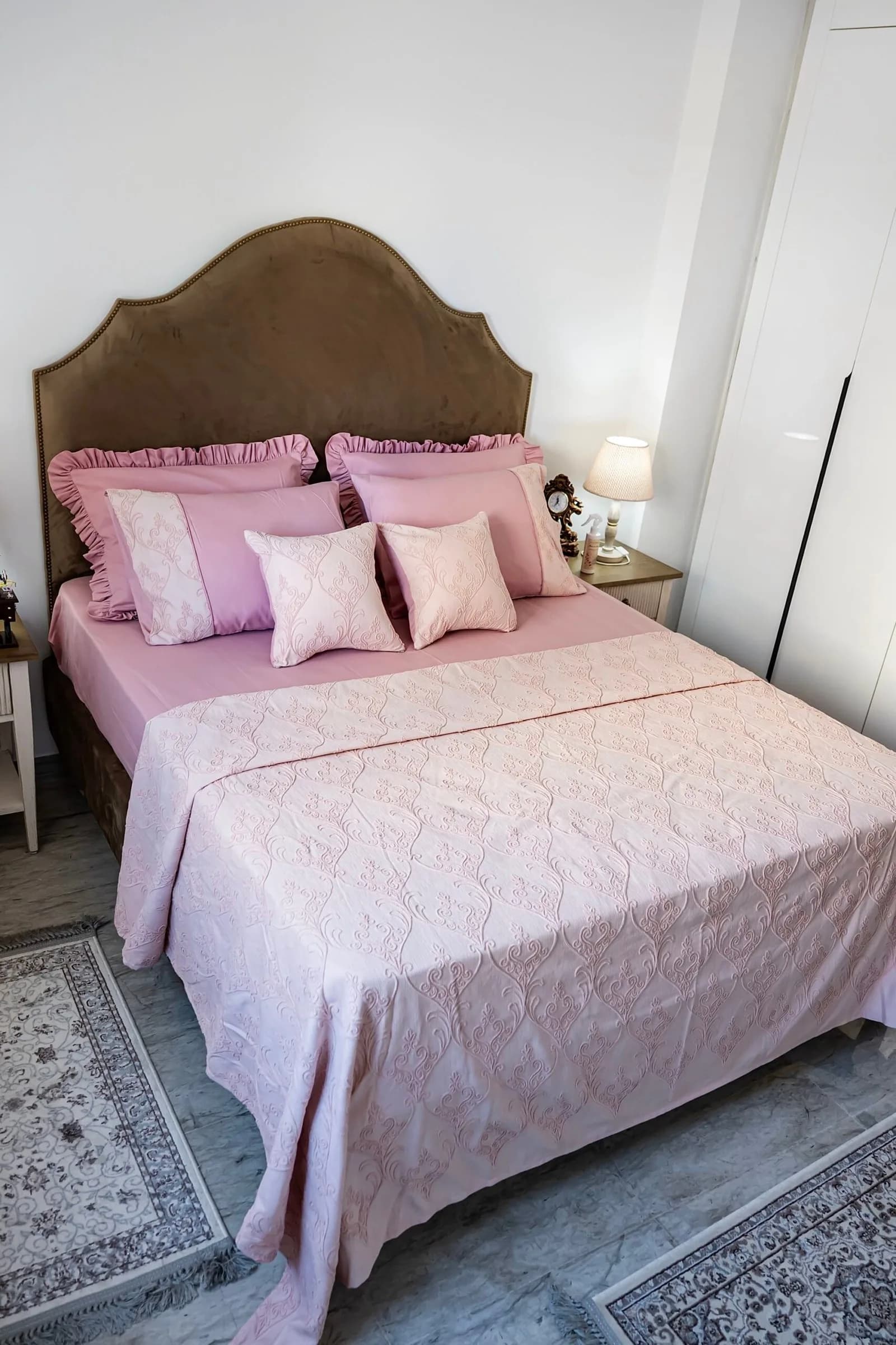 Parure de Lit Jacquard « Arabesque Romance » (Pack 8 Pièces) | A la Page