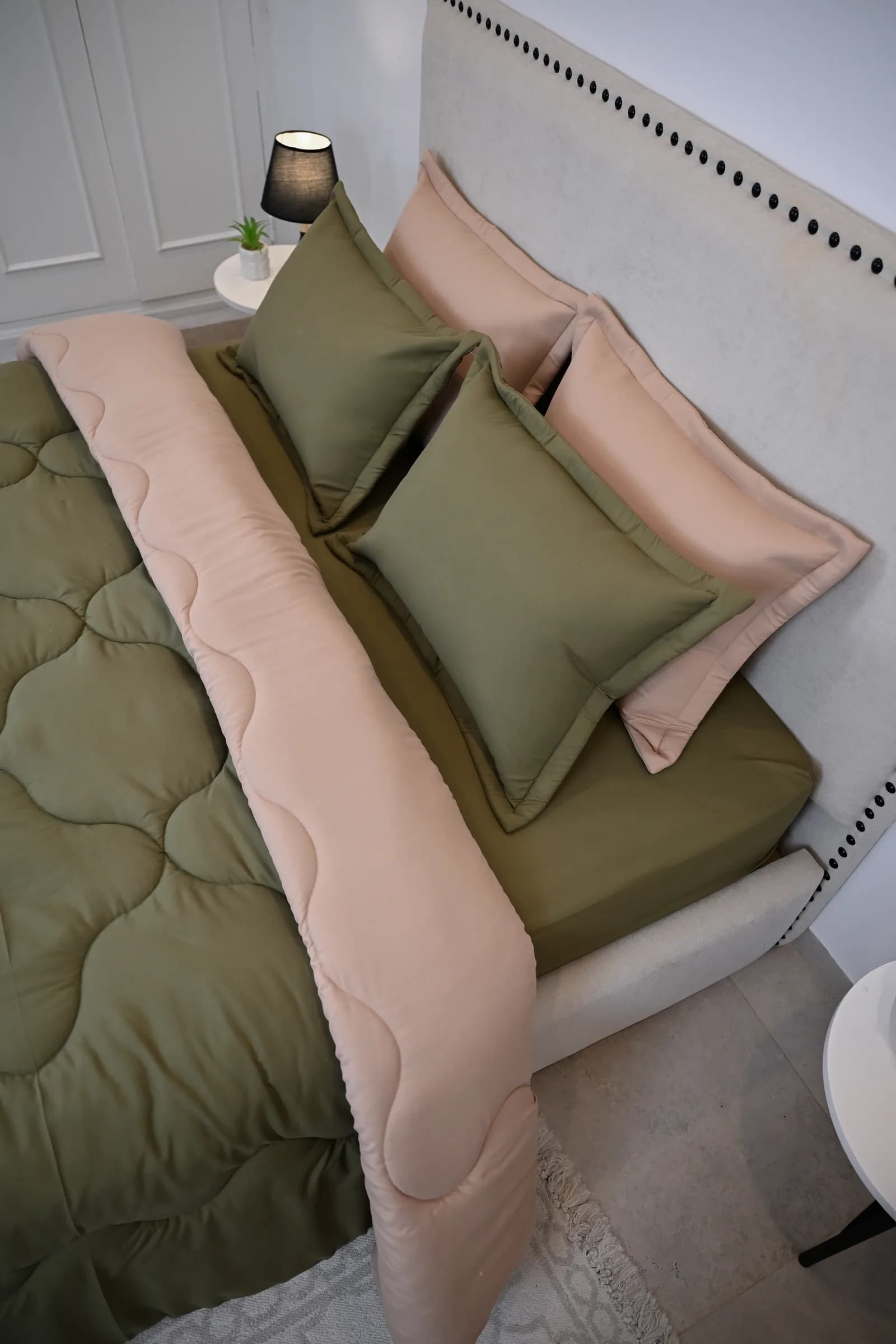 Couette (6 Pièces) « Nude & Vert Olive » | A la Page