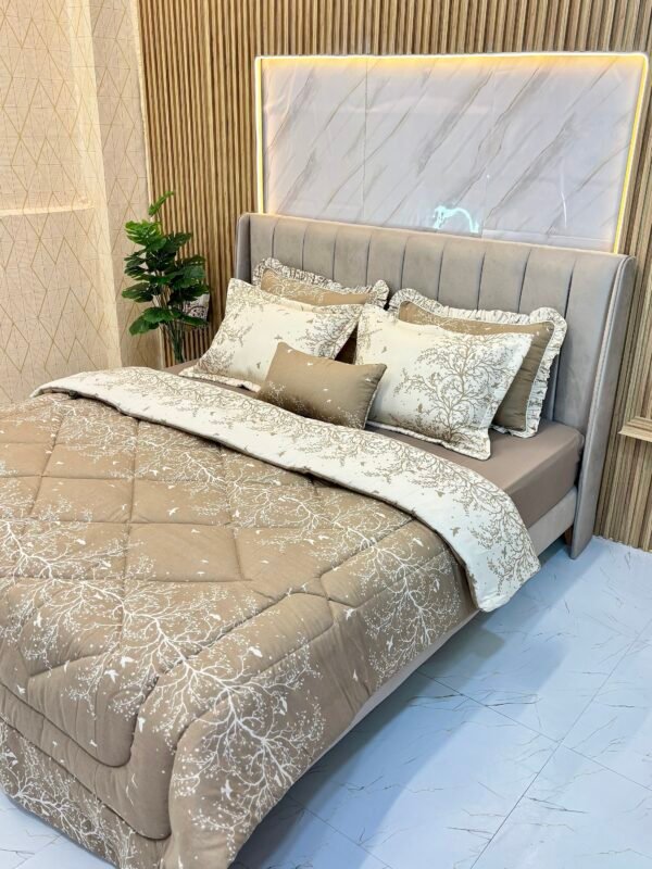 img_0517 Couette 2 Places 7 Pièces (220x240) avec 4 Taies d'Oreiller + Coussin et Housse de Matelas - Luxe et Confort