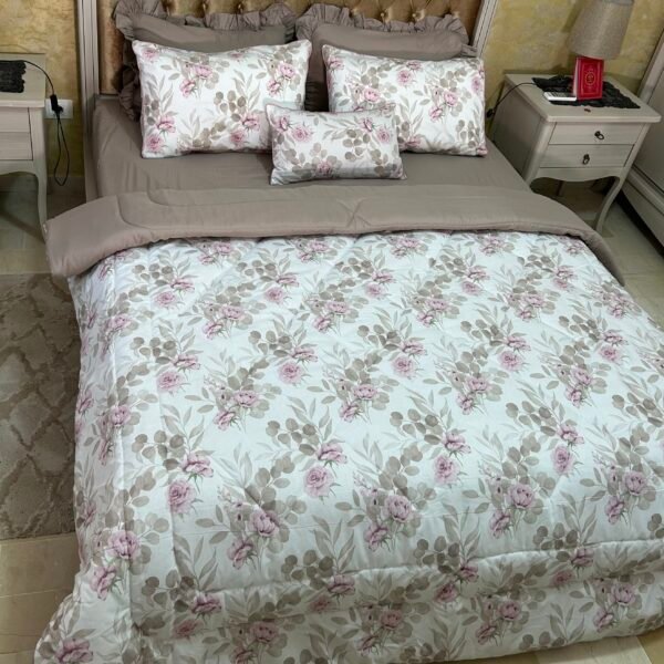 img_4354 Couette 2 Places 7 Pièces (220x240) avec 4 Taies d'Oreiller + Coussin et Housse de Matelas - Luxe et Confort