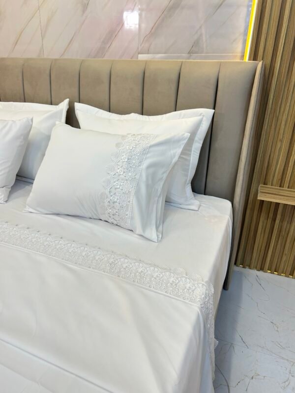Parure de lit 6 pièces haut de gamme – Broderie élégante et tissu premium