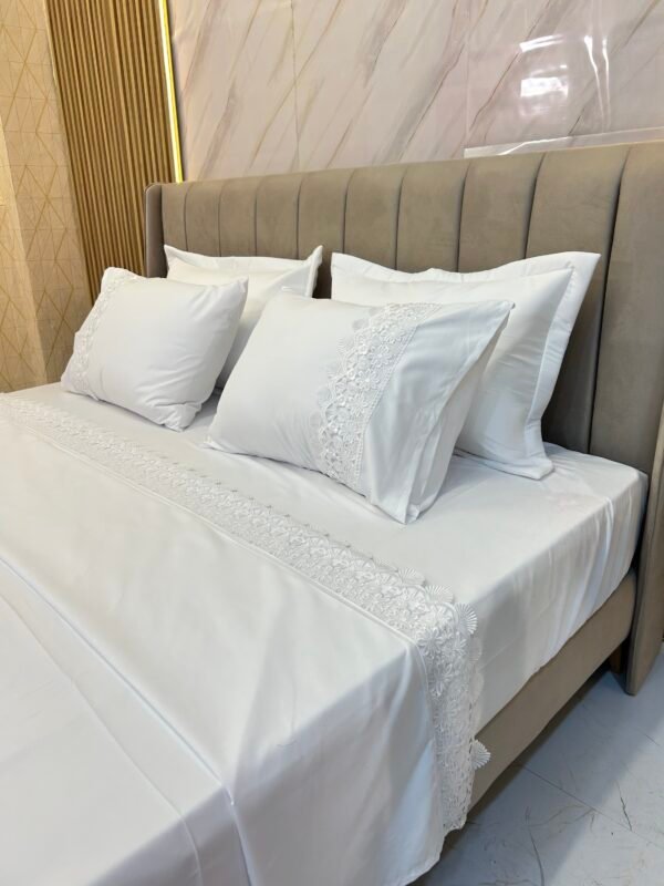 Parure de lit 6 pièces haut de gamme – Broderie élégante et tissu premium