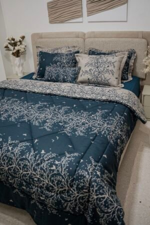 Couette 2 Places 7 Pièces (220x240) avec 4 Taies d'Oreiller + Coussin et Housse de Matelas - Luxe et Confort