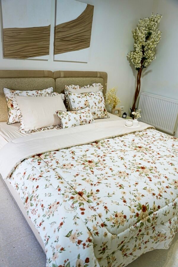 dsc01838 Couette 2 Places 7 Pièces (220x240) avec 4 Taies d'Oreiller + Coussin et Housse de Matelas - Luxe et Confort