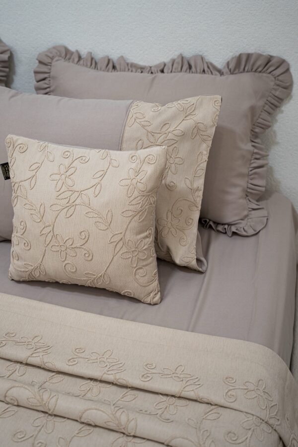 dsc01917-2 Parure de lit Jacar – Cappuccino