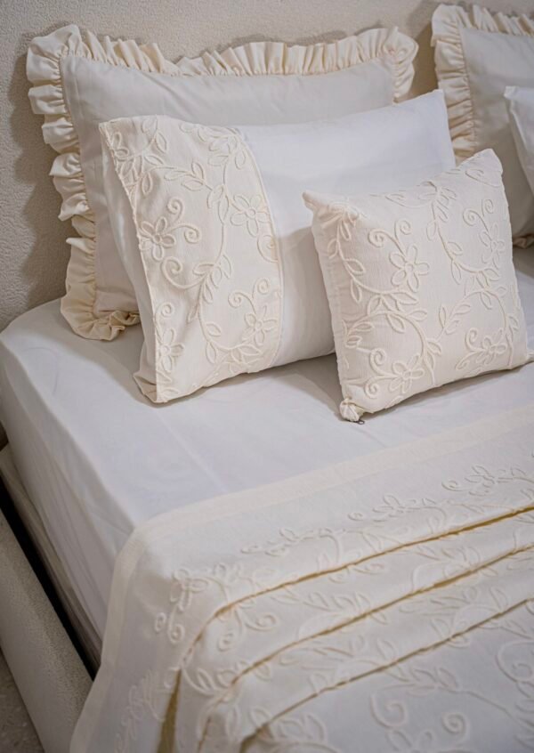 dsc01971 Parure de lit Jacar – Blanc