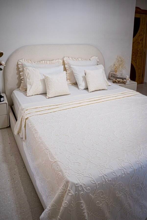 dsc01975 Parure de lit Jacar – Blanc