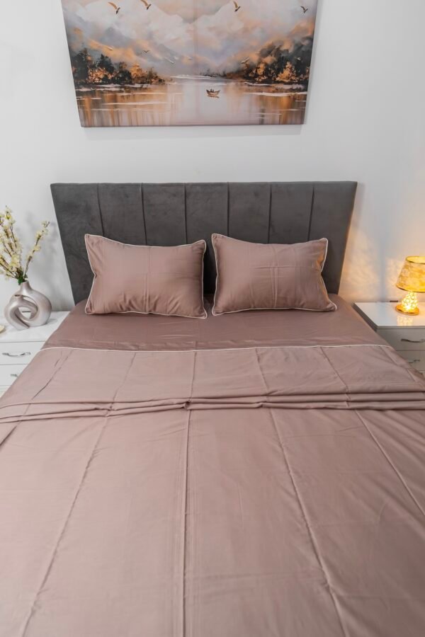 Parure de lit Satin de Coton Greige (4 pièces) | A la Page Tunisie