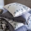 Parure de Lit Haute Gamme  Jacquard Brodé  "Signature Céladon" (7 Pièces) | A la Page