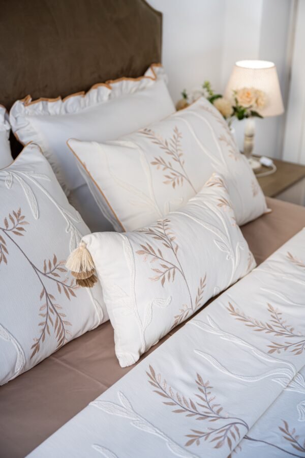 Parure de Lit Haute Gamme  Jacquard Brodé "Palais Royal" (7 Pièces) | A la Page