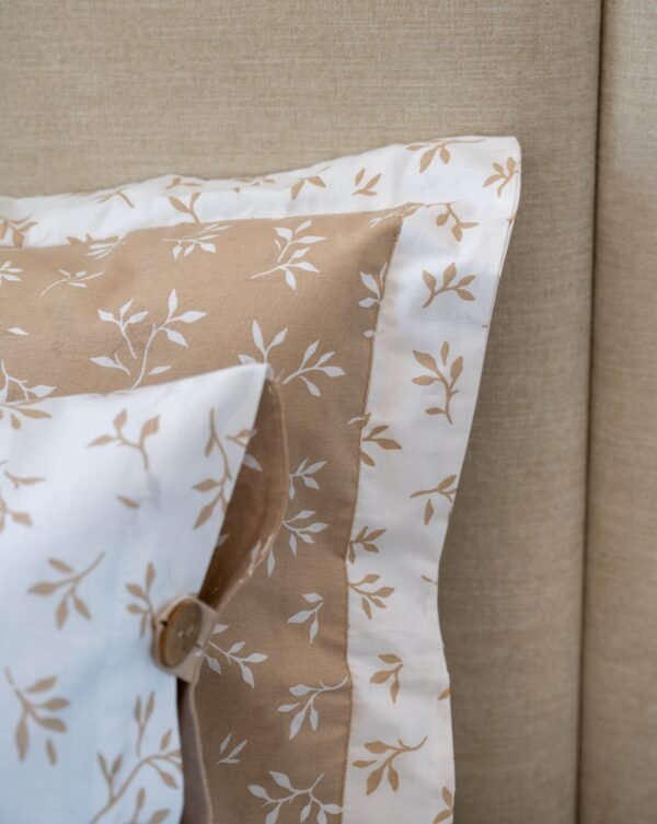 Parure de Lit 100% Coton "Sienna" Beige Végétal (Pack 6 Pièces) | A la Page