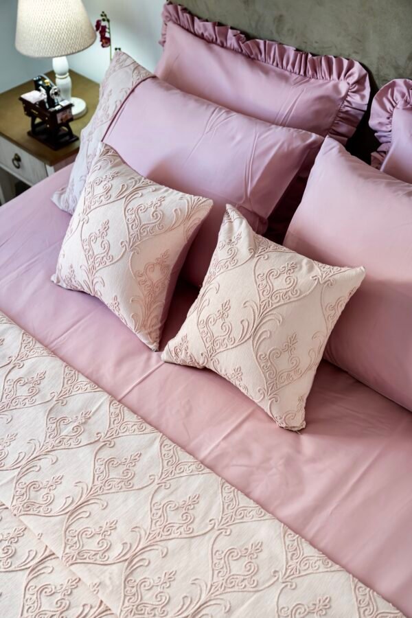 Parure de Lit Jacquard "Arabesque Romance" (Pack 8 Pièces) | A la Page
