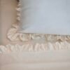 Parure de Lit Blanc Cassé à volants '' 6 Pièces ''